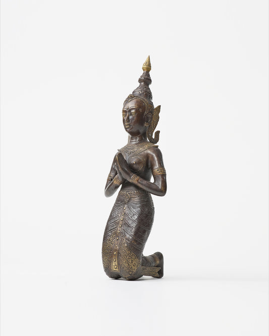 Indonesian praying lady scolpture in bronze