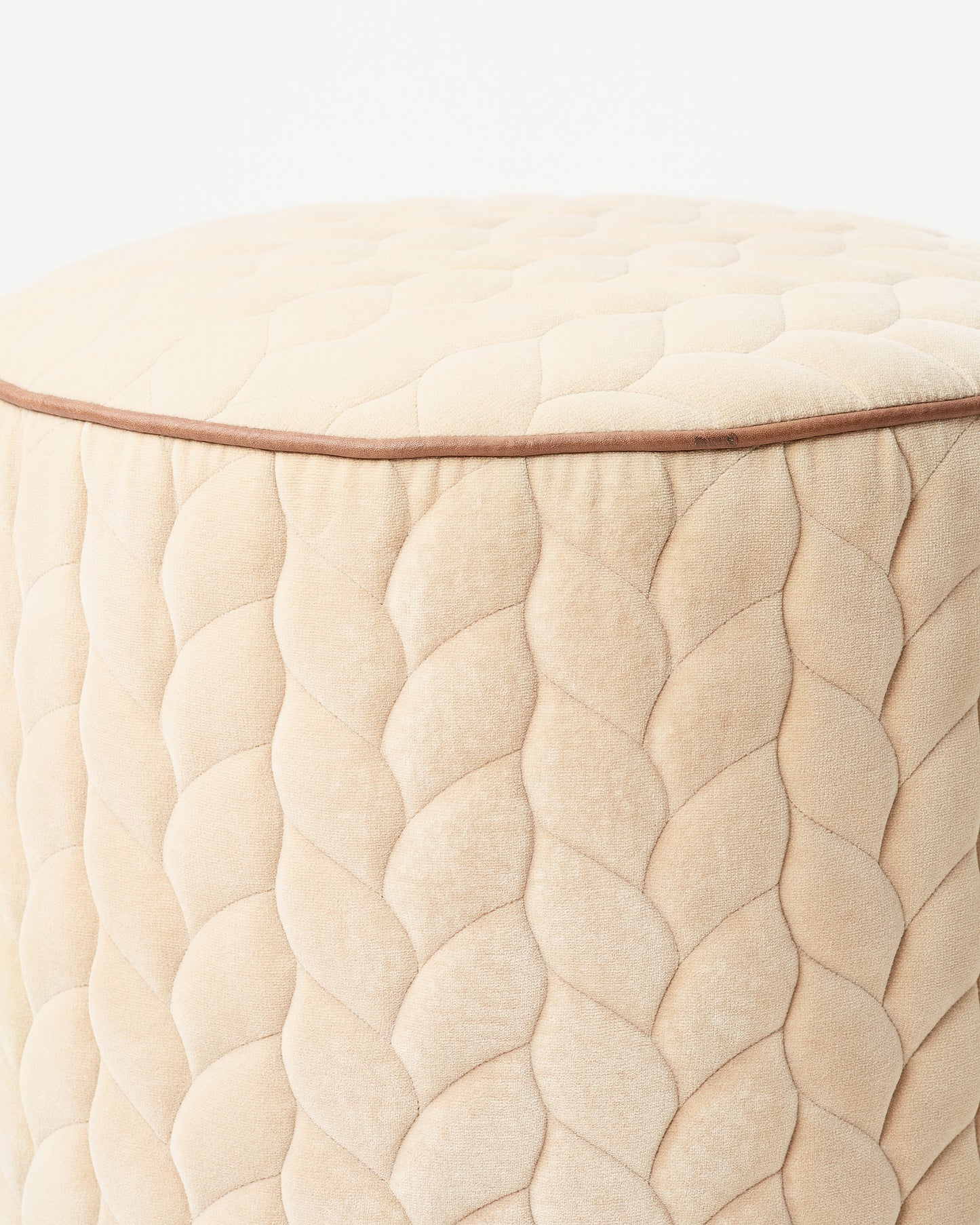 Plush and Comfortable Ottoman with Beautiful Finish in Multiple Colors