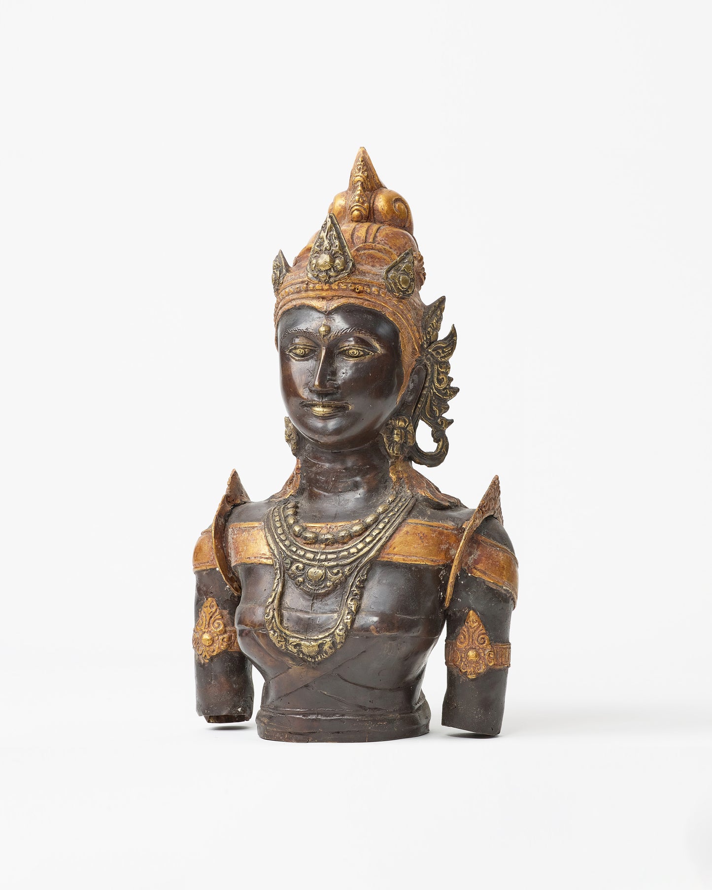 Balinese Serenity: DIOSA Bronze Bust Statue