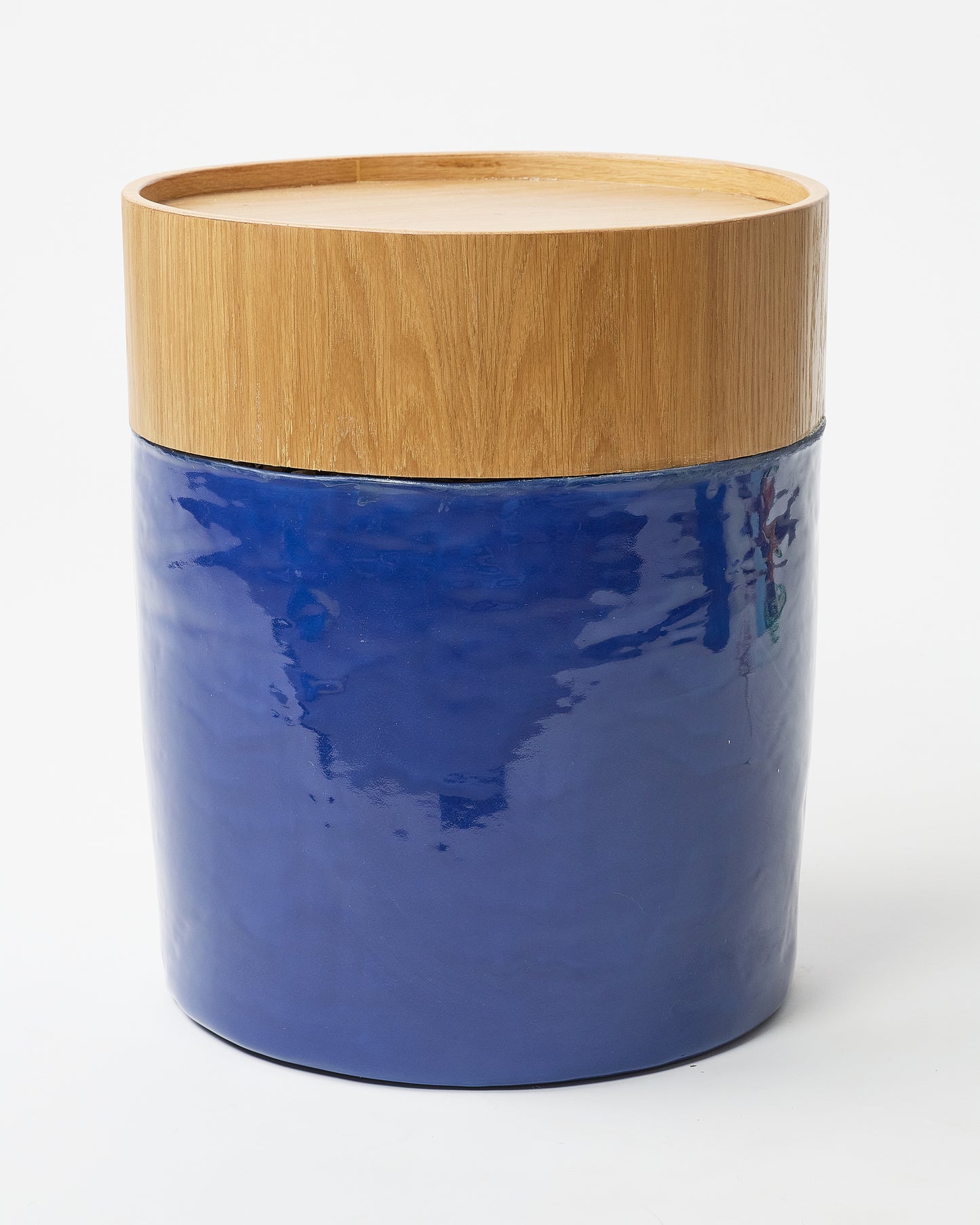 Barrel-Inspired Side Table with Ceramic Blue Base