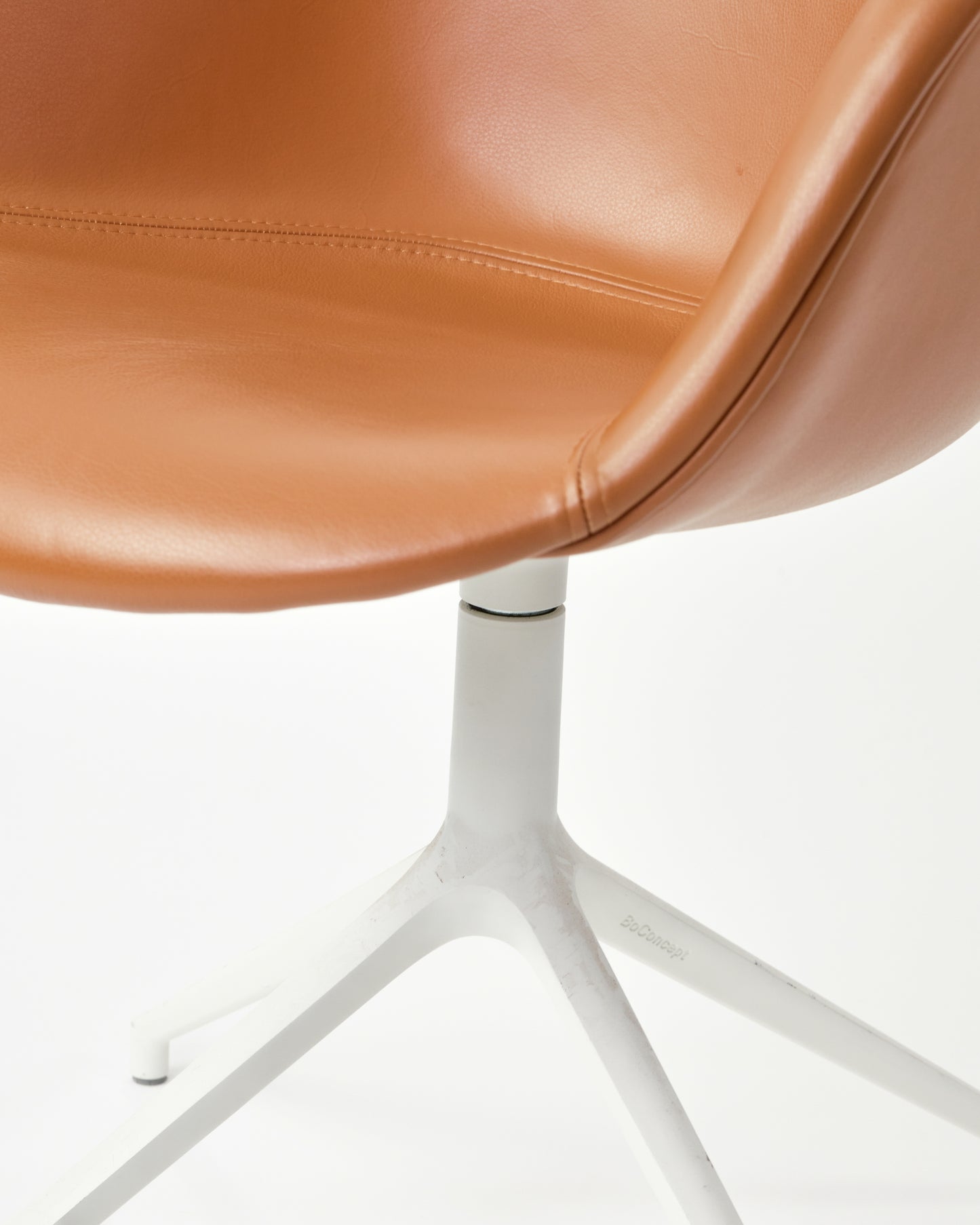 Soft Swivel Leather Chair by Bo Concept