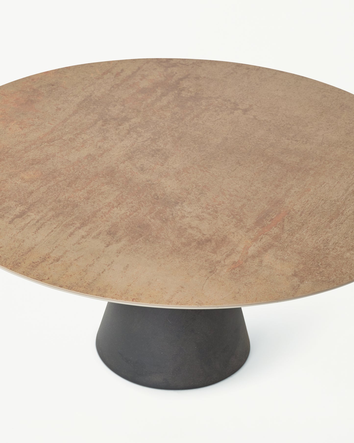 Ikon Architectural Elegance Round Coffee Table by Bo Concept